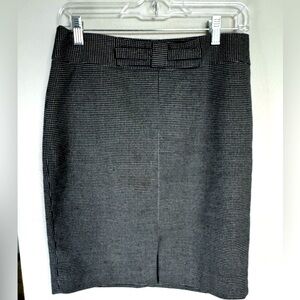 Banana Republic woman pencil skirt